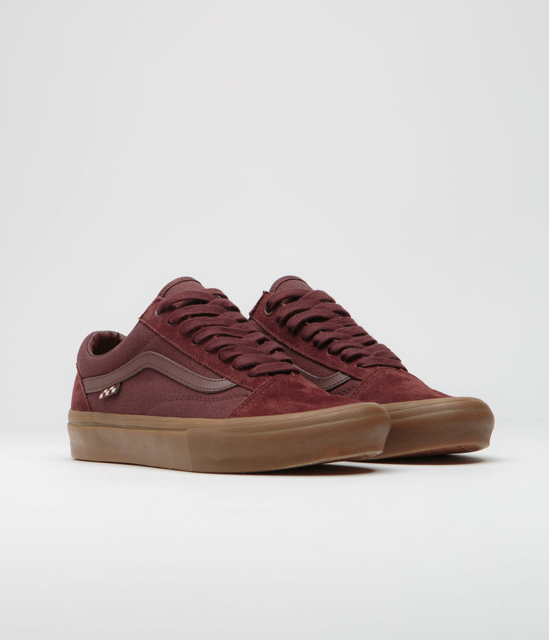 Vans Old Skool Shoes in Dark Red and Gum