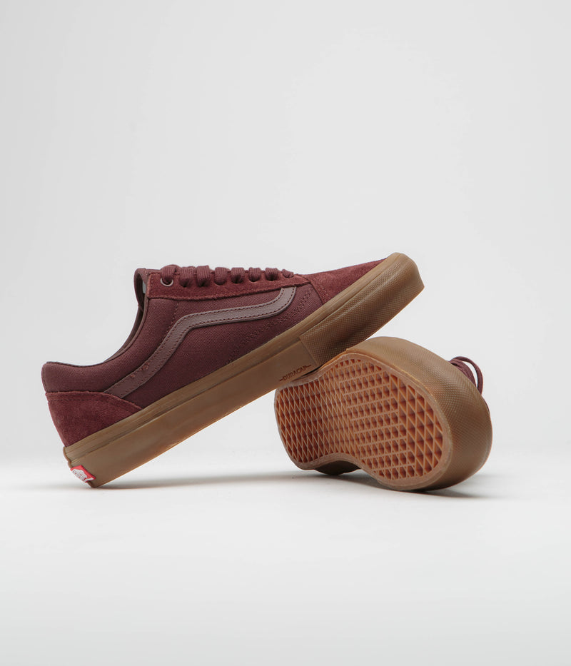 Vans Old Skool Shoes in Dark Red and Gum