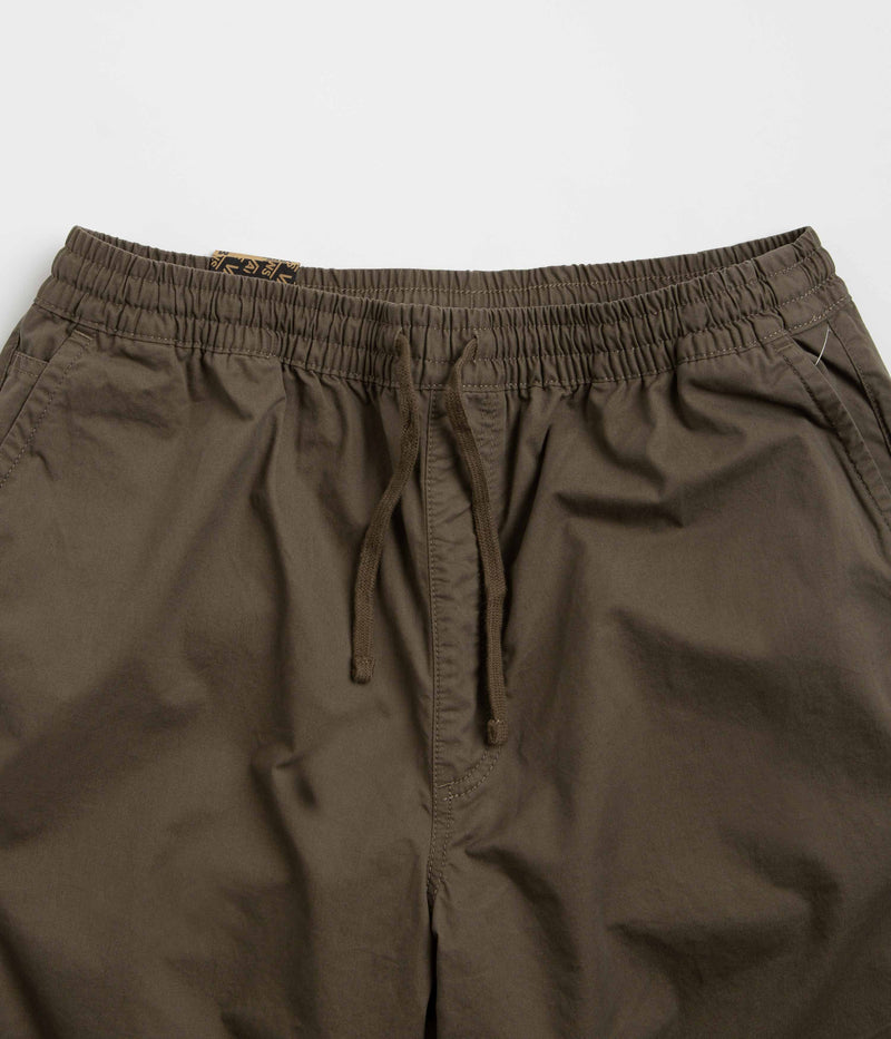 Vans Range Baggy Tapered Pants in Canteen