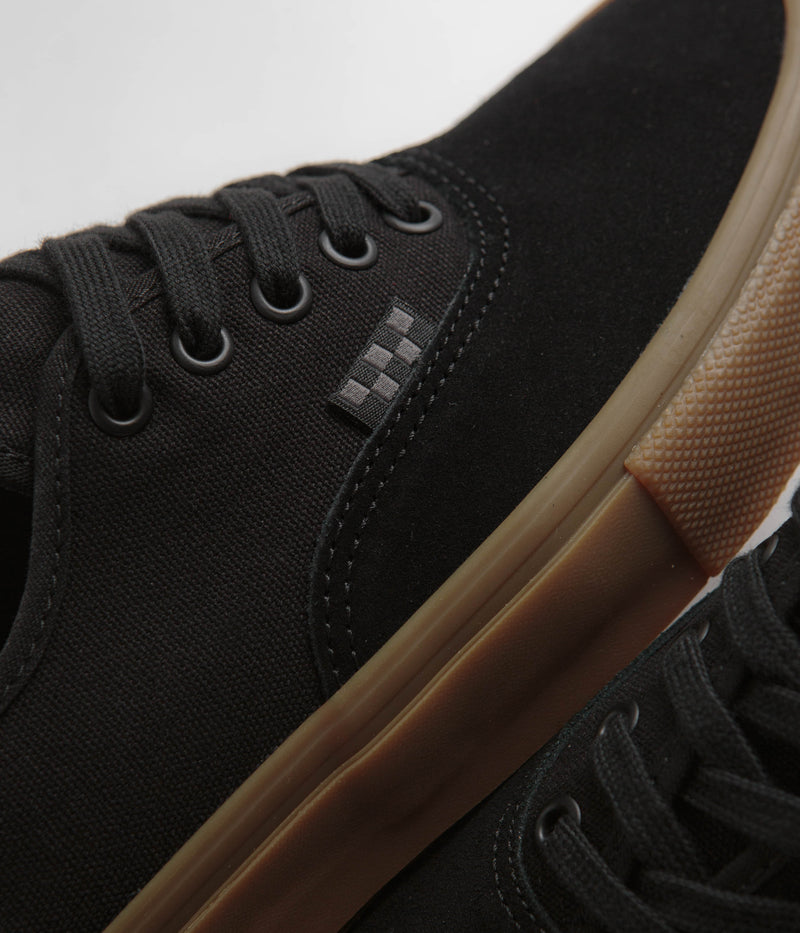 Vans Skate Authentic Shoes in Black and Black / Gum