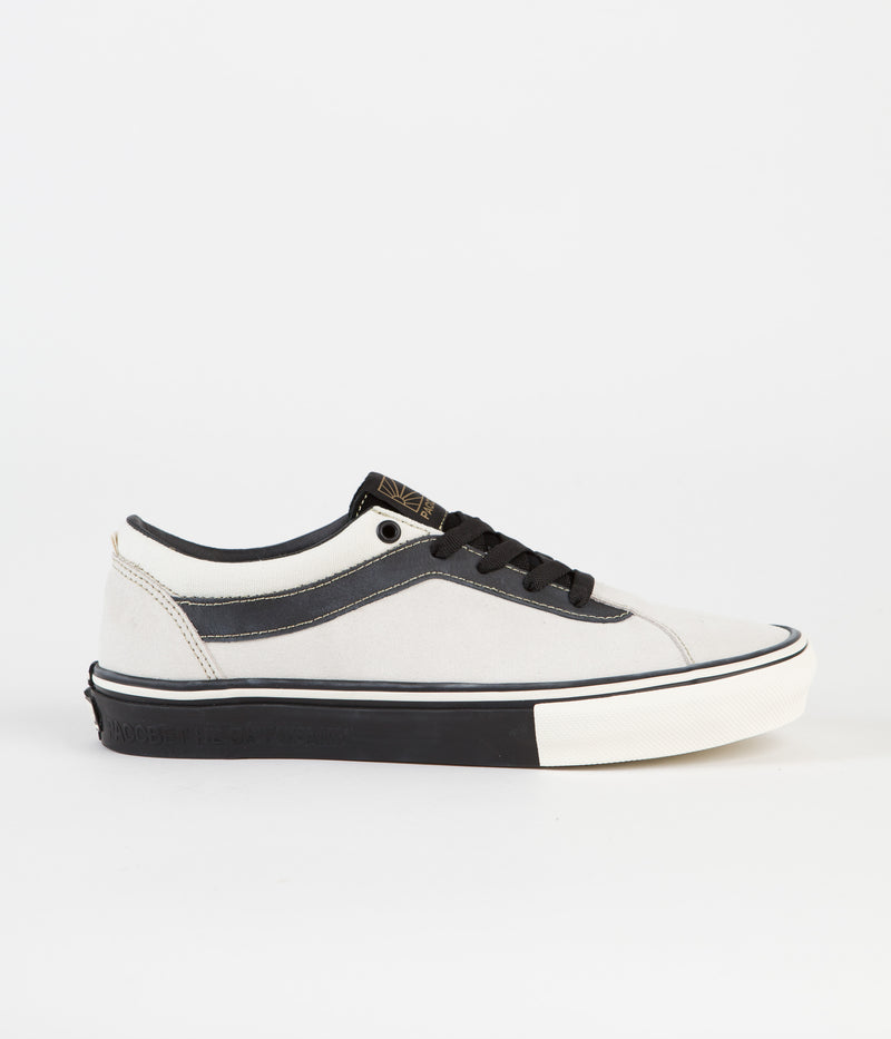 Vans Skate Bold Shoes in (Rassvet) Marshmallow and Black