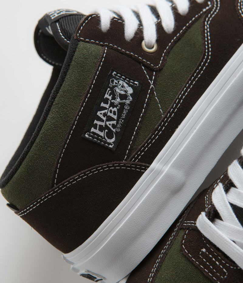 Vans Skate Half Cab '92 VCU Shoes in Dark Brown and White