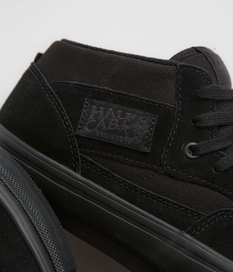Vans Skate Half Cab Shoes in Black and Black