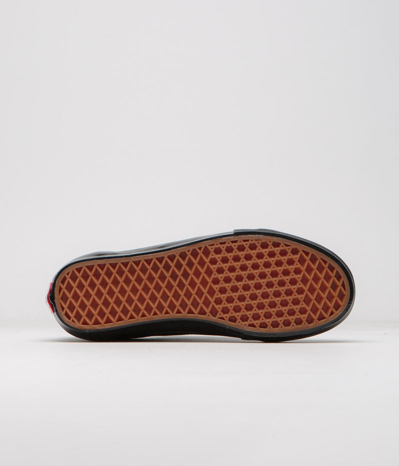 Vans Skate Old Skool Shoes in Black and Black