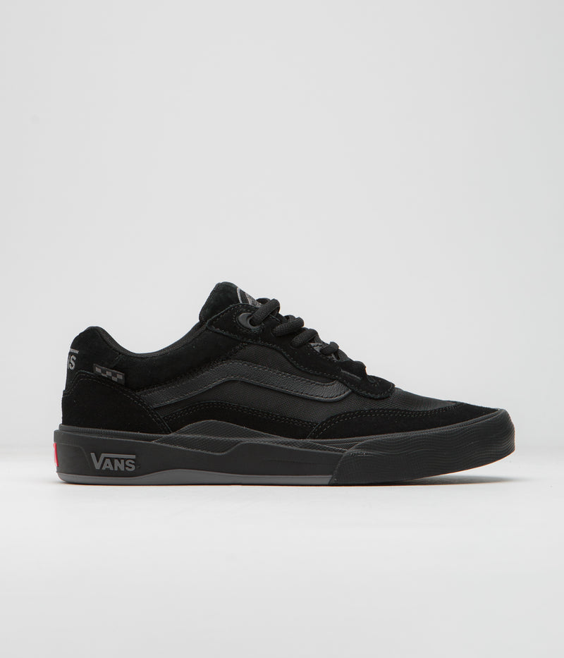 Vans Wayvee Shoes in Black and Black