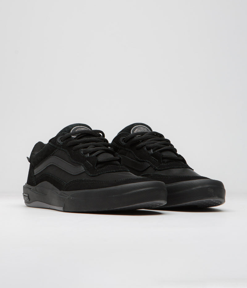 Vans Wayvee Shoes in Black and Black