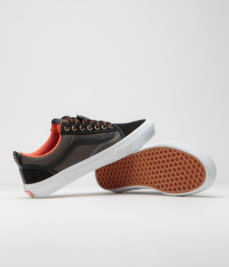Vans x Spitfire Skate Old Skool Shoes in Black and Flame