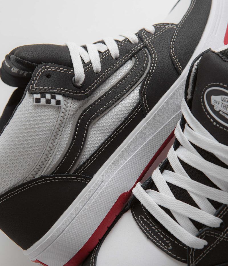 Vans Zahba Mid Shoes in Black and White / Red