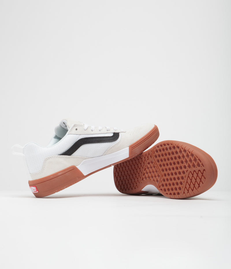 Vans Zahba Shoes in White and Black / Gum