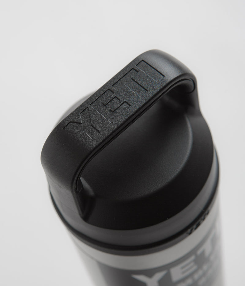 Yeti Chug Cap Rambler Bottle 18oz in Stainless Steel
