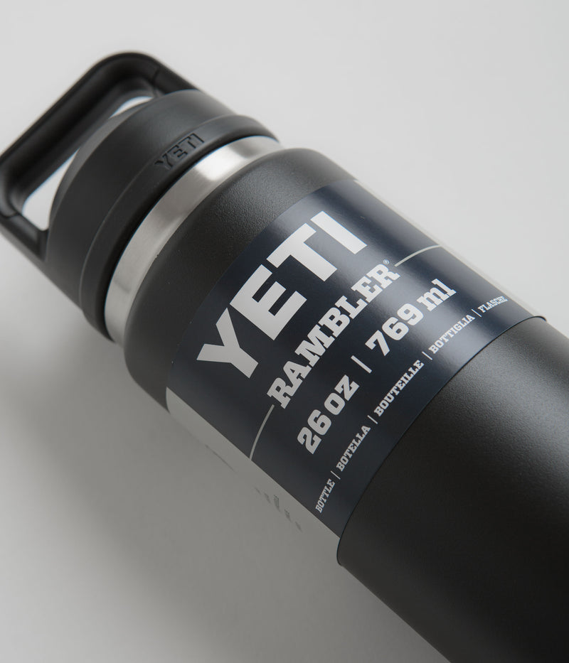 Yeti Chug Cap Rambler Bottle 26oz in Black