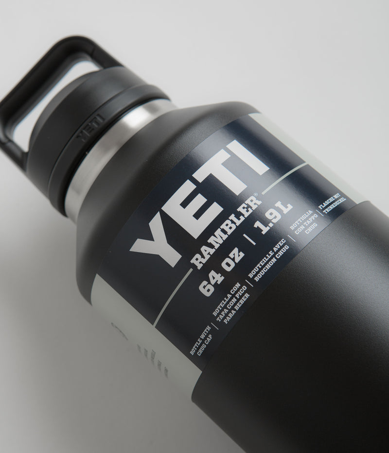 Yeti Chug Cap Rambler Bottle 64oz in Black