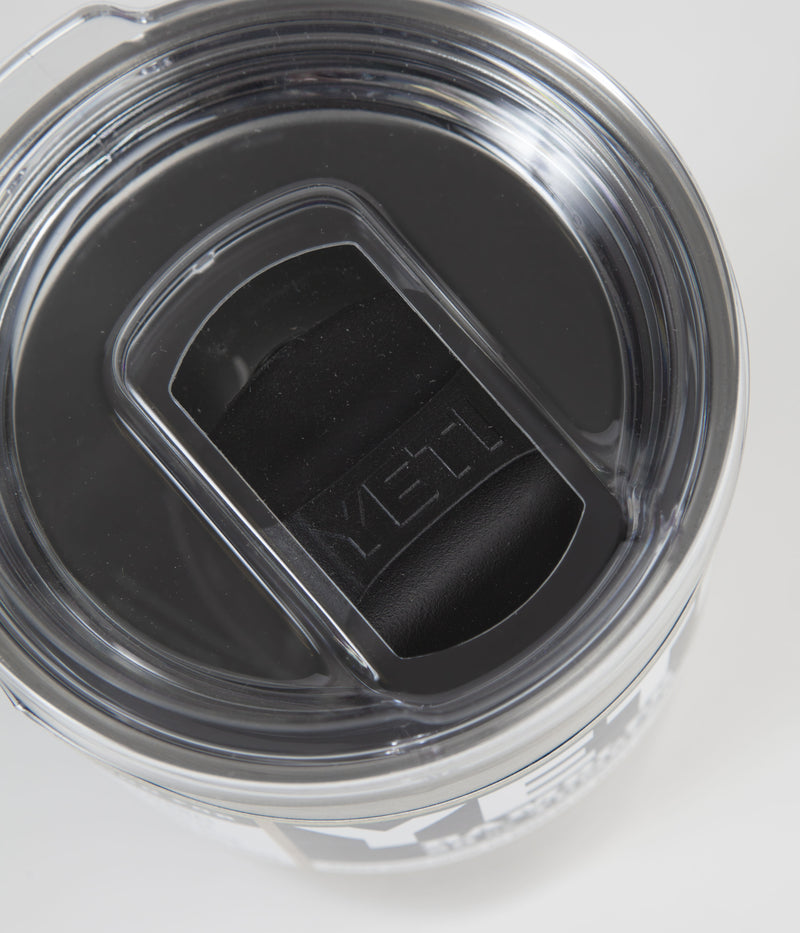 Yeti Rambler Tumbler 20oz in Stainless Steel