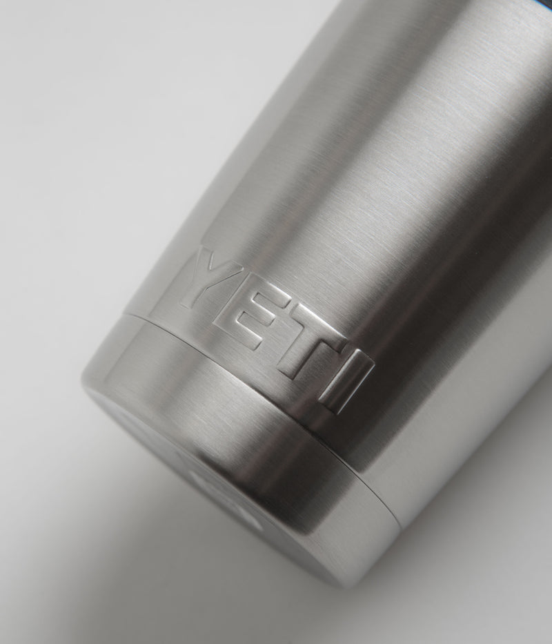 Yeti Rambler Tumbler V2 20oz in Stainless Steel