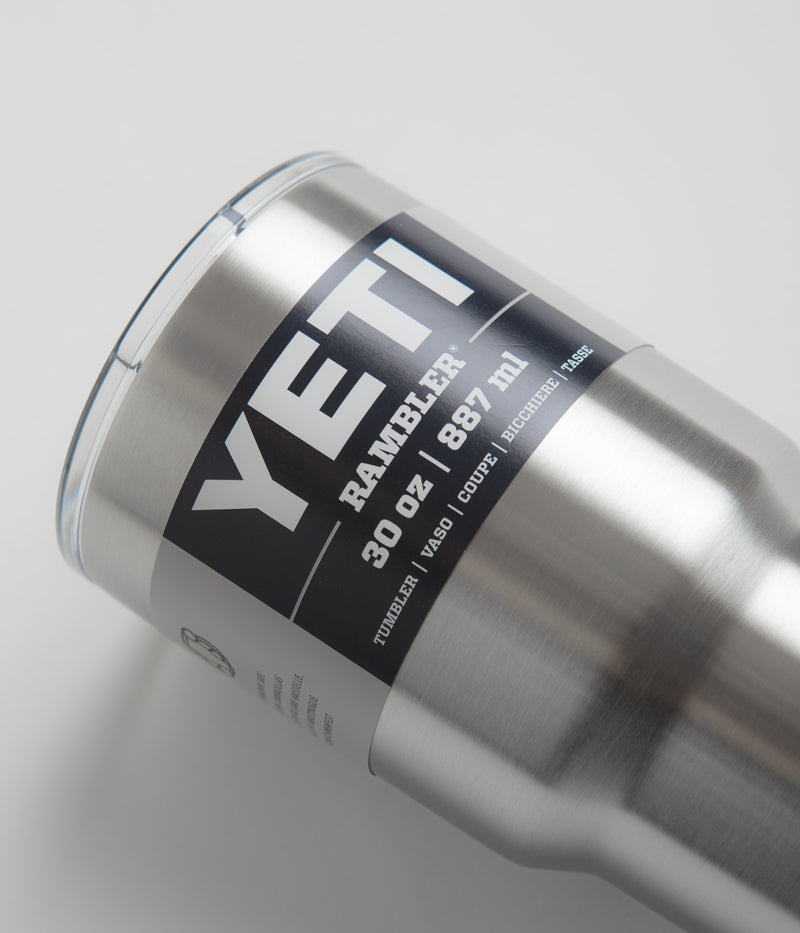 Yeti Rambler Tumbler V2 30oz in Stainless Steel