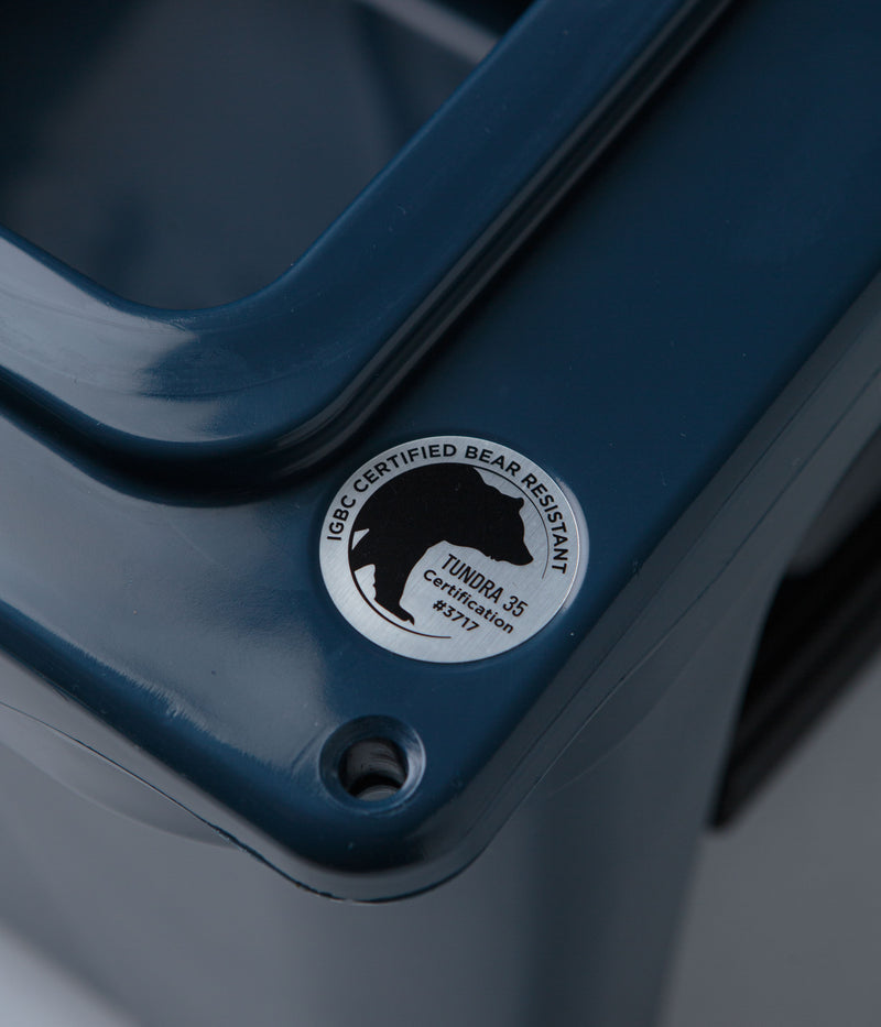 Yeti Tundra 35 Hard Cooler in Navy