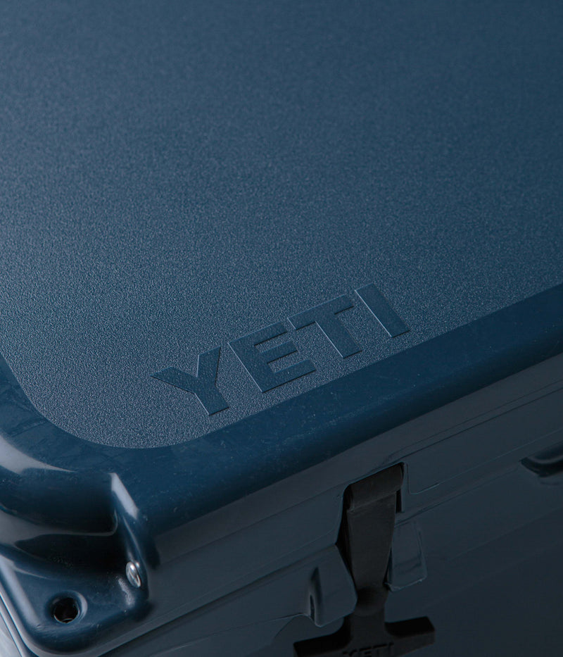 Yeti Tundra 45 Hard Cooler in Navy